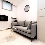 Kedem Underground - By Beach Apartments Tlv
