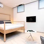 Kedem Underground - By Beach Apartments Tlv